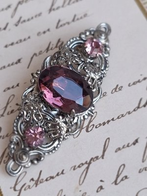 画像2: パープルガラスブローチ