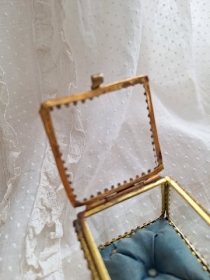 画像8: クッション付ガラスジュエリーケース