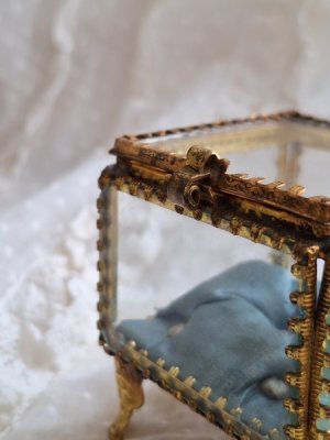 画像15: クッション付ガラスジュエリーケース