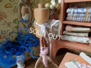 画像4: アンティークドールハウス