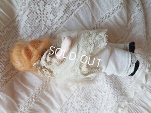 画像5: バスケット付きビスクドール