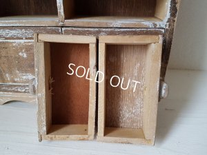 画像9: レース付きドールキャビネット