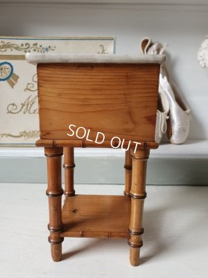 画像3: アンティークドールキャビネット