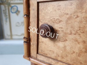 画像8: アンティークドールキャビネット