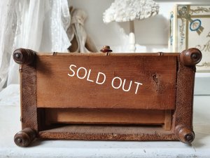 画像9: アンティークドールキャビネット