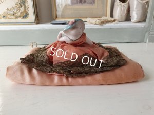 画像11: アンティークハーフドールハンキーケース