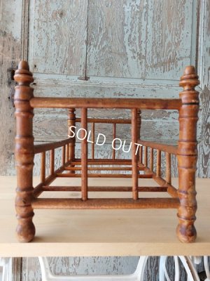 画像8: アンティークドールベッド