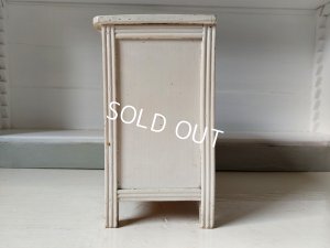 画像8: アンティーク白いドールドロワー