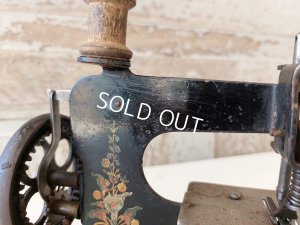 画像15: アンティークトイミシン