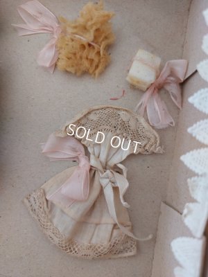 画像9: アンティークビスクドールプレゼンテーションボックス