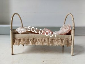 画像6: アンティークドールベッド