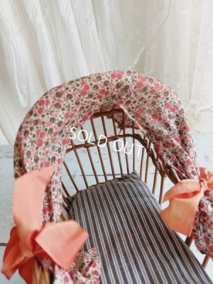 画像2: アンティーク籐ドールベッド