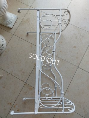 画像3: アンティークアイアン製ドールベッド