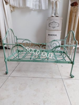 画像19: アンティークアイアンドールベッド