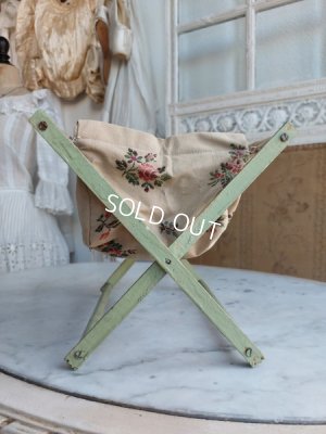 画像10: アンティーク小さなトラバイユーズ