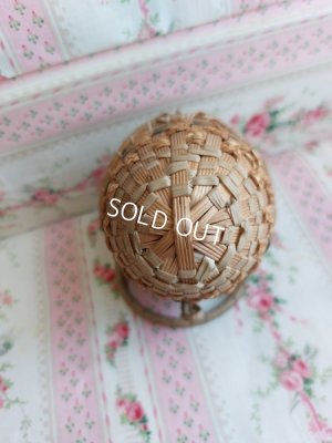 画像4: アンティークたまご型ドールバスケット