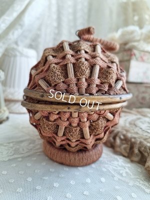 画像5: アンティークたまご型ドールバスケット