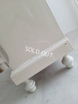 画像9: アンティークドールクローゼット