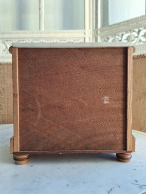 画像13: アンティ―クドールチェスト