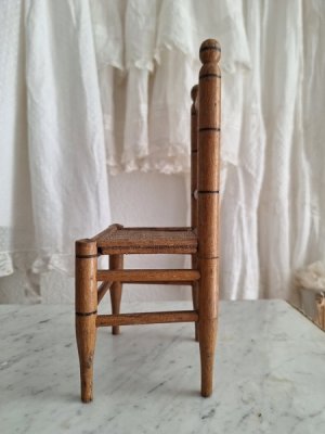 画像8: アンティークドールチェア