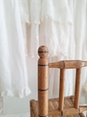 画像3: アンティークドールチェア