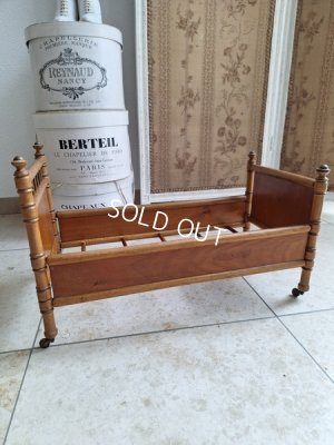 画像21: アンティークドールベッド