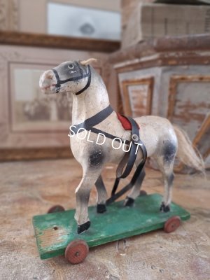 antiquewoddenhorse
