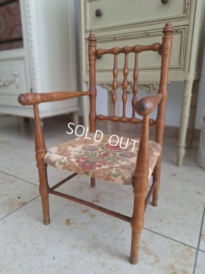 dollchair
