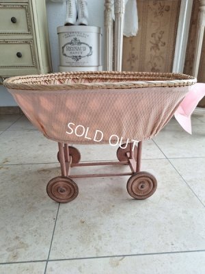 画像18: アンティークドールベッド