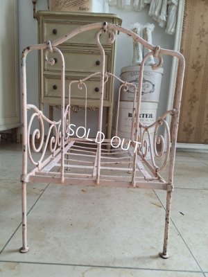 画像6: アンティークアイアン製ドールベッド