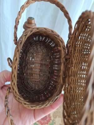 画像9: アンティークドールバスケット