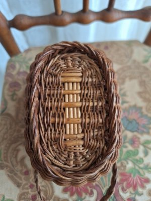 画像12: アンティークドールバスケット