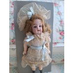 画像: Kämmer & Reinhardtビスクヘッドドール