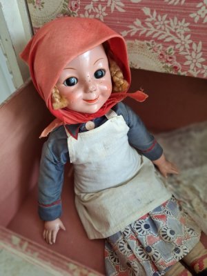 LittleRedRidingHooddoll