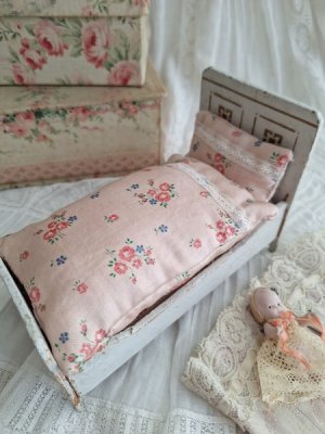 theodorthorngreendollfurniture