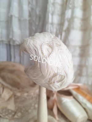 dollhat