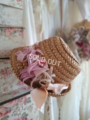 dollhat