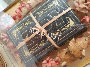 画像9: ミサ典書デコレーションガラスケース