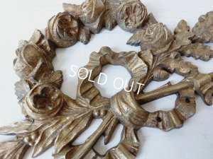 画像2: アンティークローズとリボンの装飾パーツ