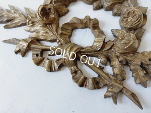 画像3: アンティークローズとリボンの装飾パーツ