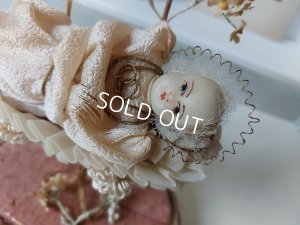 画像8: ガラスドーム付イエスワックスベビー