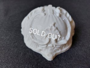 画像13: アンティーク聖母子聖水盤