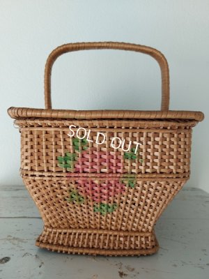 画像9: アンティークロ―ズバスケット