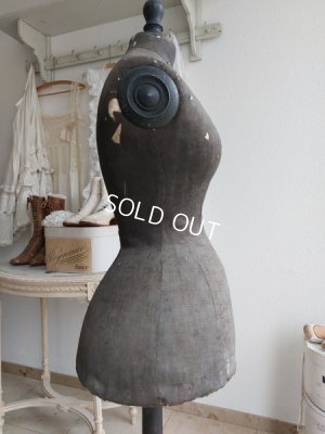 画像30: ドレス付きヴィクトリアントルソー