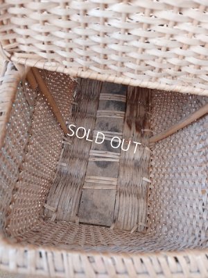 画像18: アンティークロ―ズバスケット