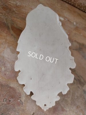 画像4: アンティーク聖母子聖水盤