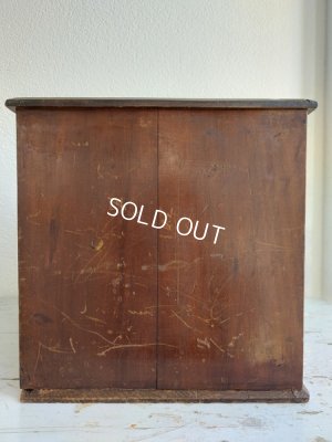 画像16: アンティークイニシャルテープキャビネット