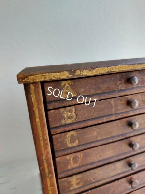 画像4: アンティークイニシャルテープキャビネット