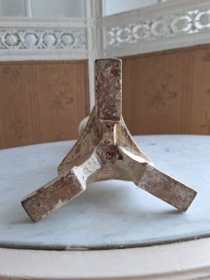 画像12: アンティークウッドキャンドルスティック