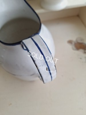 画像8: アンティークホーロー小鳥柄ピッチャー